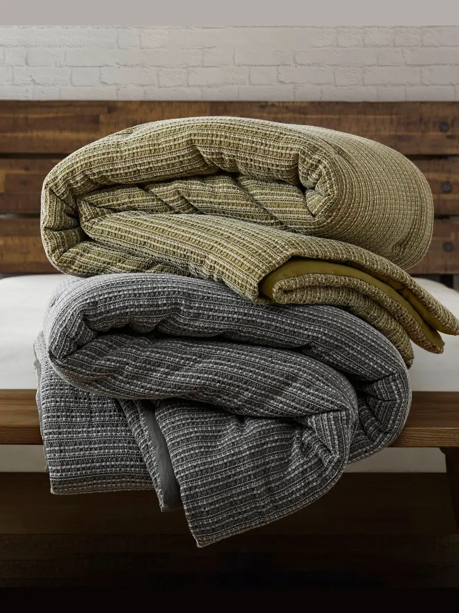 Комплект постельного белья Lyon Waffle Washed из 3 предметов, размер Full/Queen Woolrich — изображение 10 из 10, темно-серый