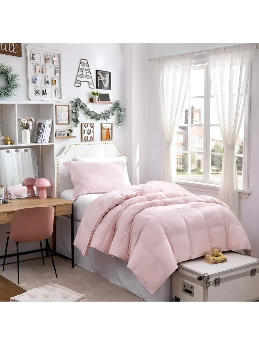 Комплект пухового одеяла Oversized Comforter Set Coma Inducer — изображение 1 из 3, розовый