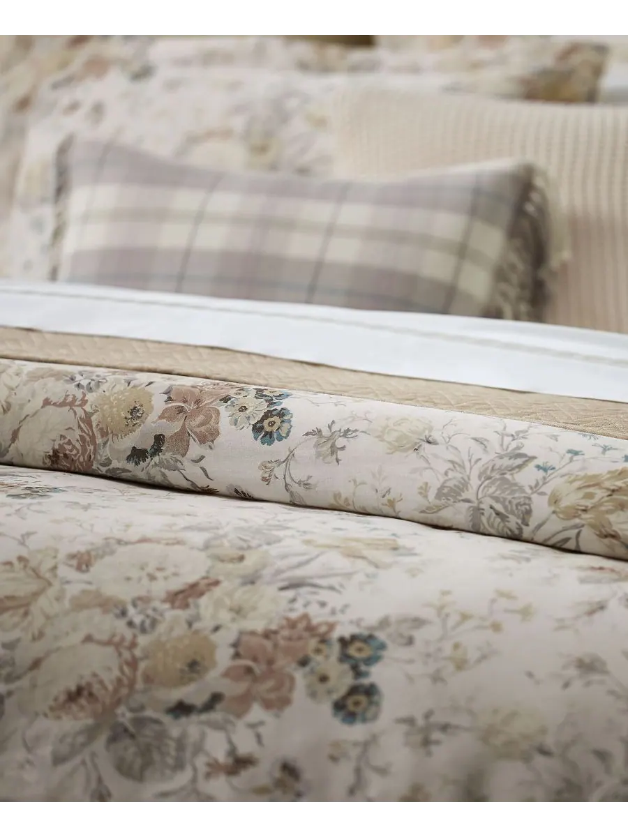 Комплект постельного белья gwynne floral, 3 предмета, размер king. Lauren Ralph Lauren — изображение 2 из 4, бежевый