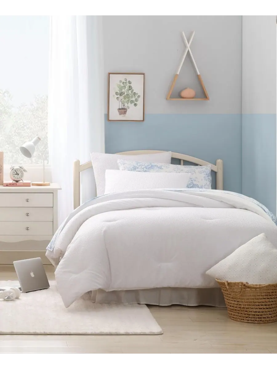 Комплект постельного белья Margaret из 8 предметов, размер Queen Laura Ashley — изображение 4 из 10, белый