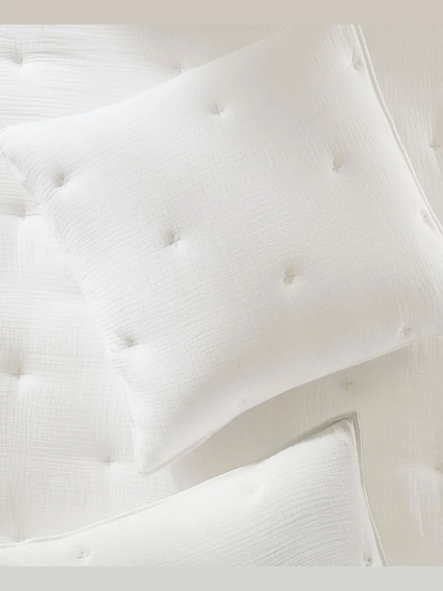 Хлопковая вышитая наволочка Breeze, европейский стиль Harbor House, White, European Sham — изображение 1 из 7, белый
