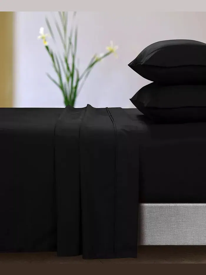 Комплект простыней из микрофибры 110-GSM с глубокими карманами Tribeca Living