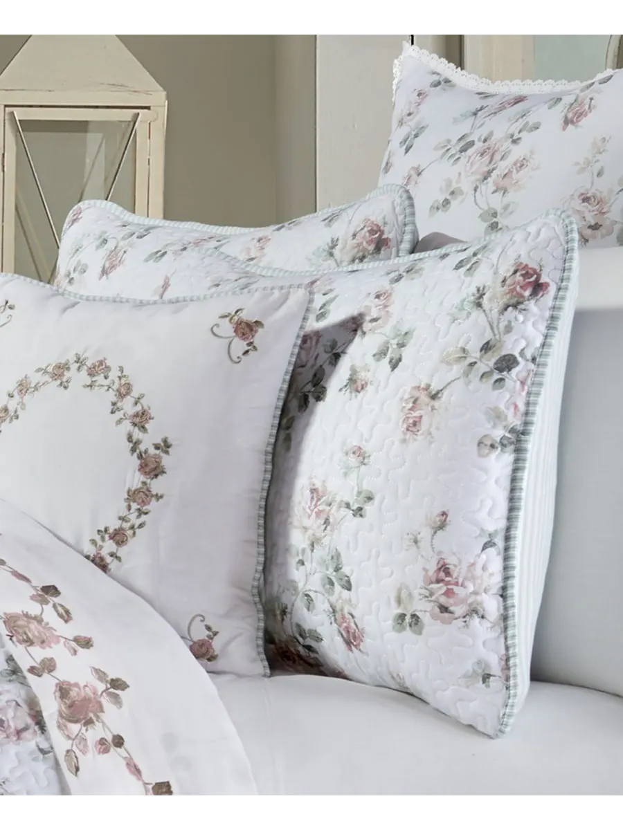 Комплект постельного белья Rialto Classic Floral из 3 предметов, размер King/California King Royal — изображение 3 из 3
