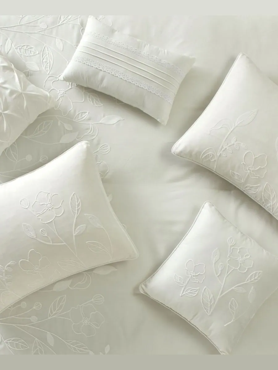 Комплект постельного белья Safina Floral из 7 предметов, размер Queen Stratford Park — изображение 5 из 5, бежевый