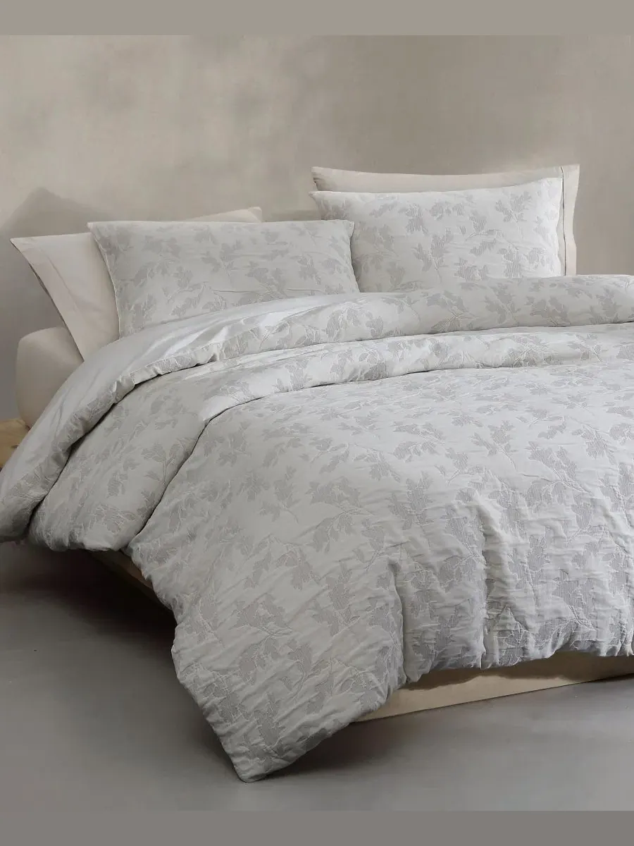 Комплект пододеяльников Cascade Cotton Yarn-Dyed Duvet Cover Set Calvin Klein — изображение 3 из 8, слоновая кость/серый