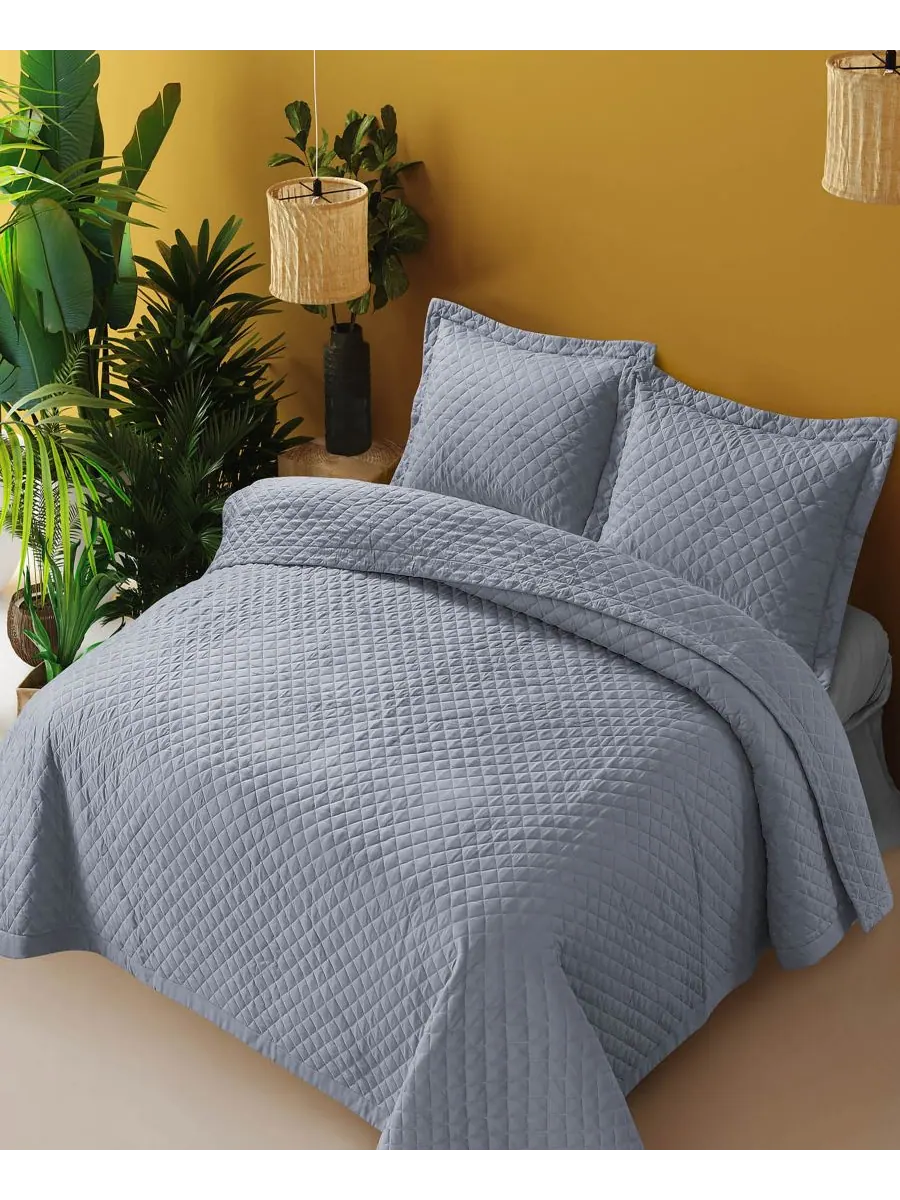 Комплект постельного белья Brisbane Microfiber Solid Oversized Quilt Set, размер King Tribeca — изображение 2 из 3