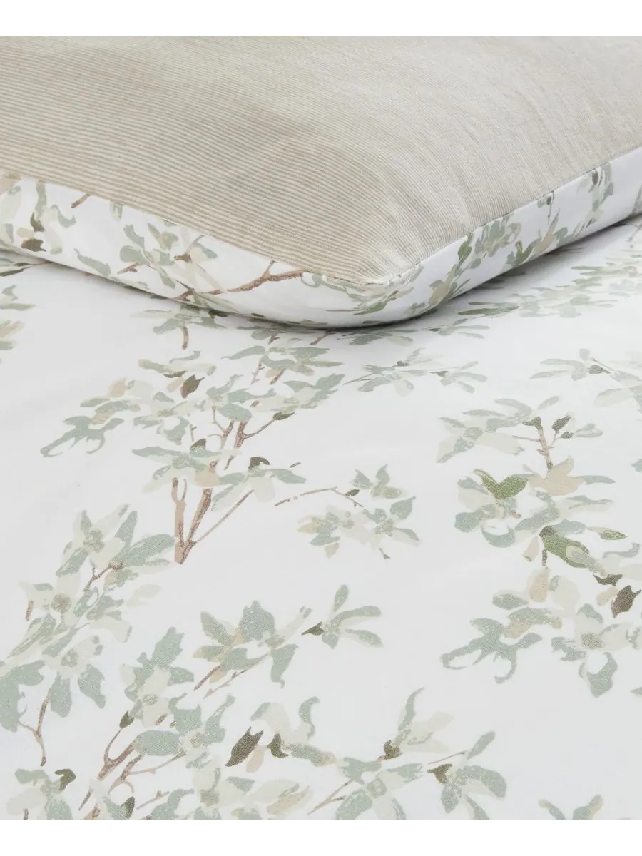 Комплект постельного белья Lindy Cotton, 3 предмета, двусторонний, размер King Laura Ashley — изображение 7 из 10