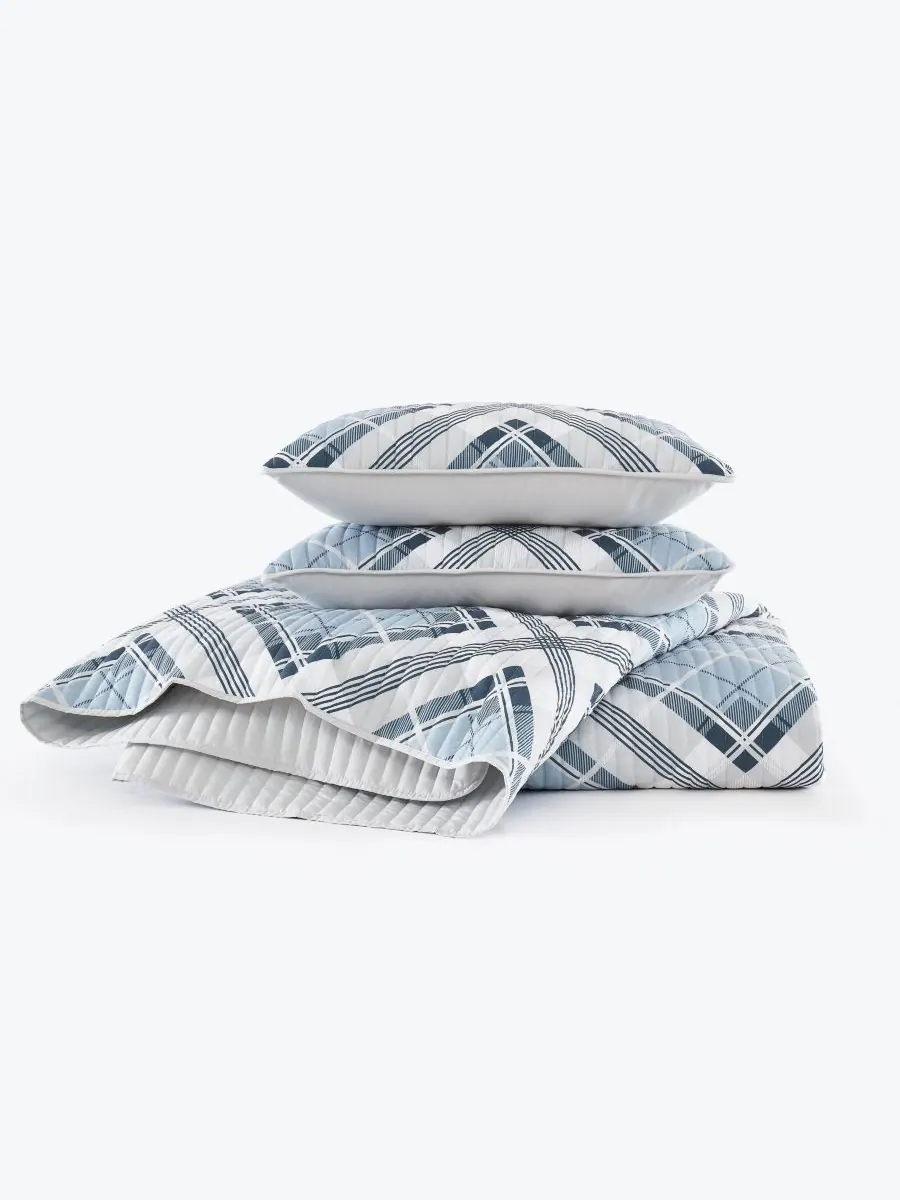 Комплект постельного белья Lars Plaid из 3 предметов, размер King Truly Soft — изображение 2 из 4, синий