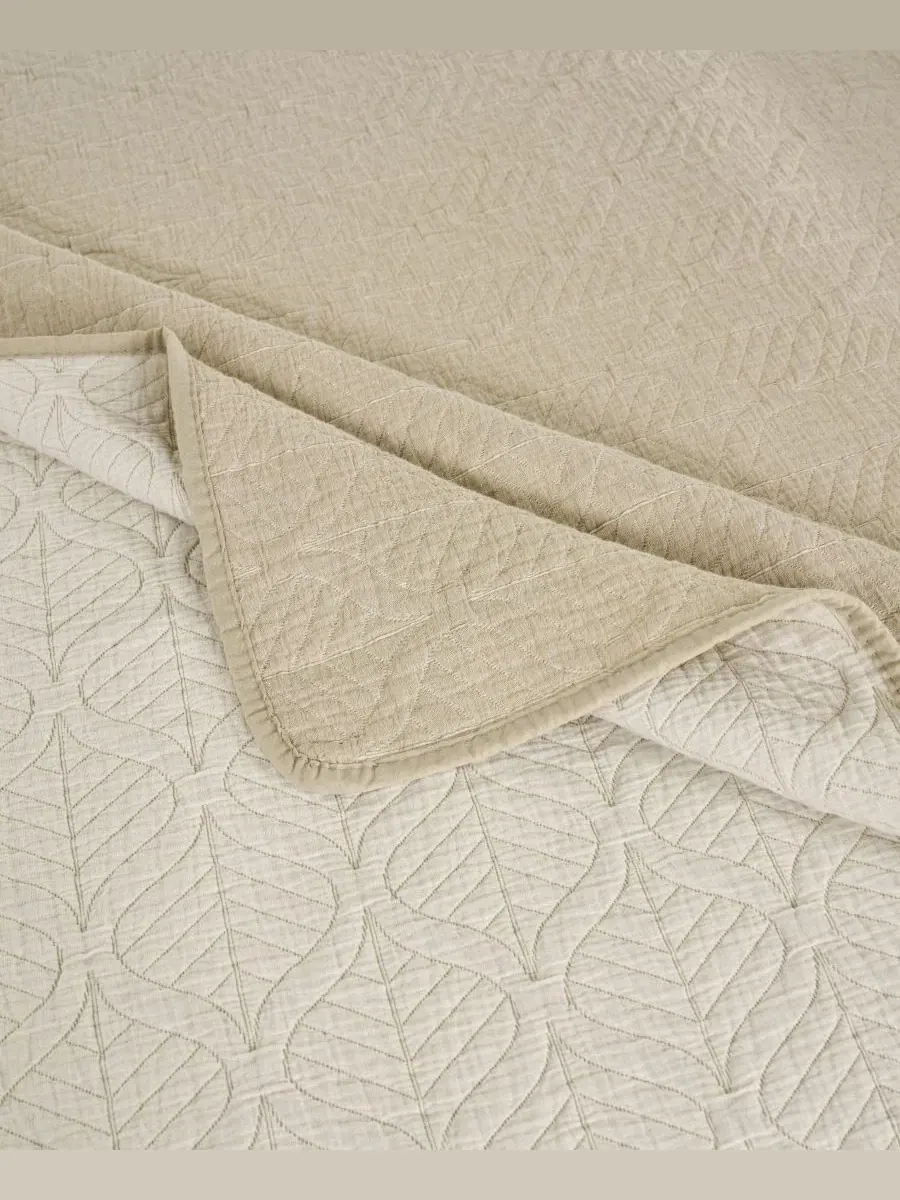 Комплект покрывал с жаккардовым плетением, модель Harper Greenland Home Fashions — изображение 4 из 7, тауп