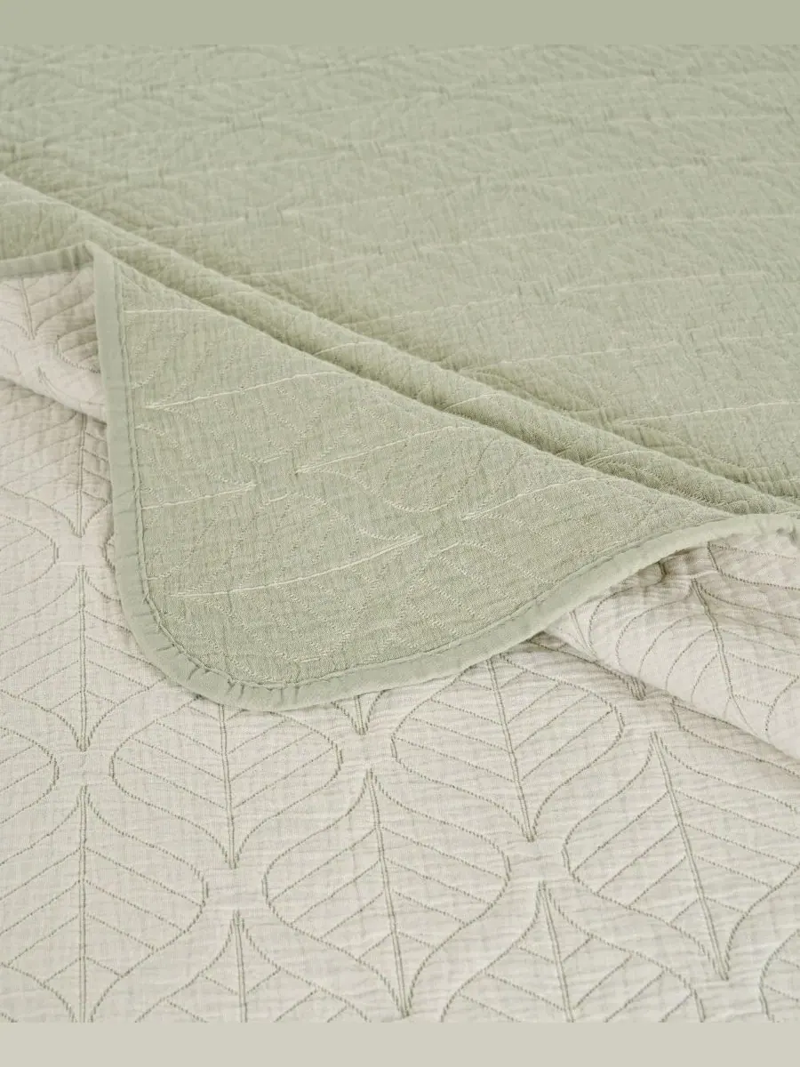 Покрывало-одеяло 3-предметный комплект Harper Jacquard-Woven Reversible Greenland Home Fashions — изображение 4 из 7