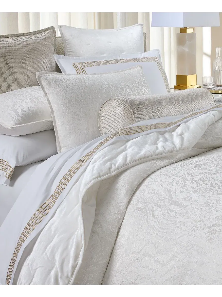 Комплект пододеяльников с узором из мрамора, King Hotel Collection — изображение 2 из 7, белый