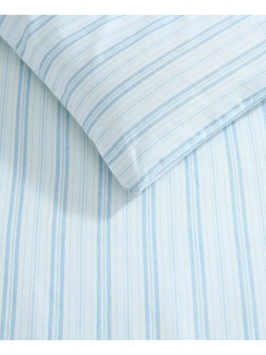 Комплект постельного белья Dilly Dally Stripe из 3 предметов, размер King Laura Ashley — изображение 4 из 7, белый синий