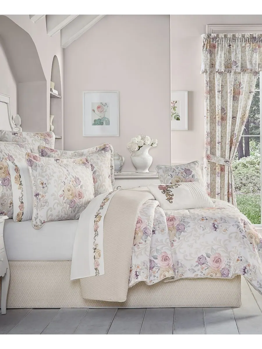Комплект постельного белья Chardonnay из 4 предметов, размер King Royal Court