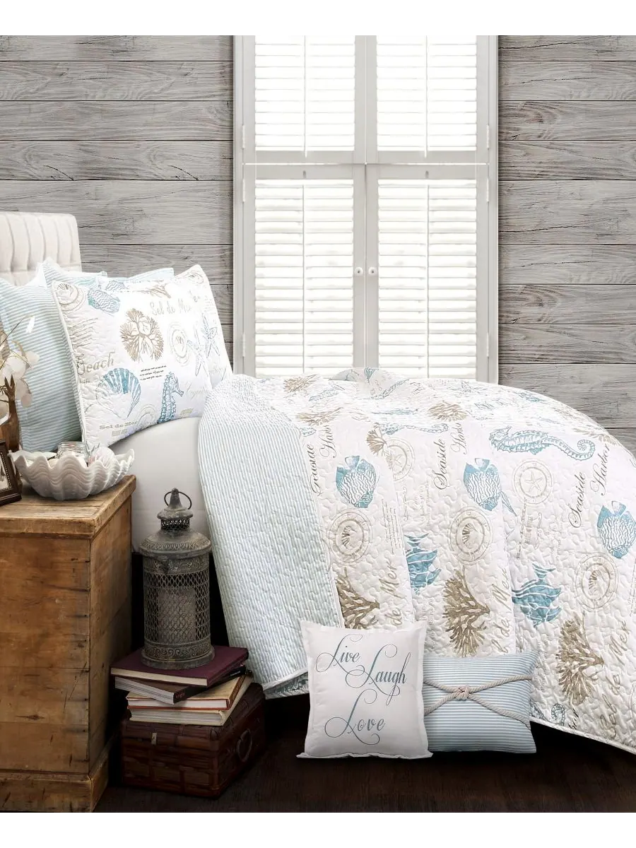 Комплект постельного белья Harbor Life из 7 предметов, размер King Lush Décor — изображение 2 из 5, синий