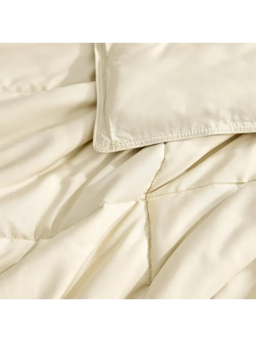 Комплект охлаждающего одеяла Menopleasing Oversized Cooling Comforter Set Coma Inducer — изображение 2 из 6, песочный