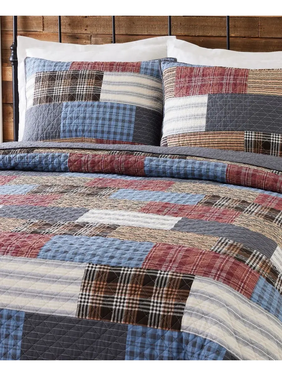 Комплект стеганого одеяла Cabin Patchwork Printed 3-Piece Quilt Set Modern Heirloom — изображение 2 из 5, синий