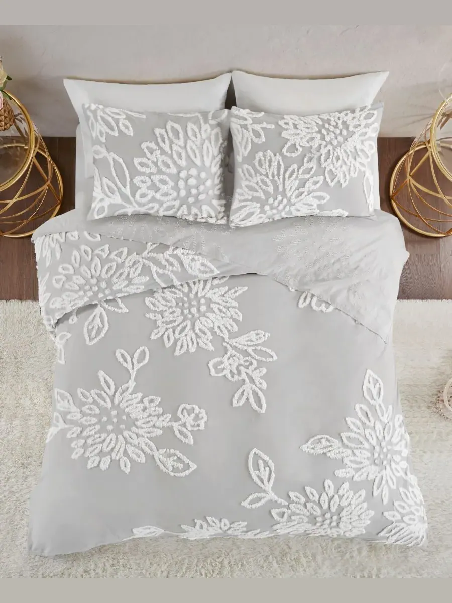 Комплект постельного белья Veronica Floral Tufted из 3 предметов, размер Full/Queen Madison Park — изображение 3 из 10