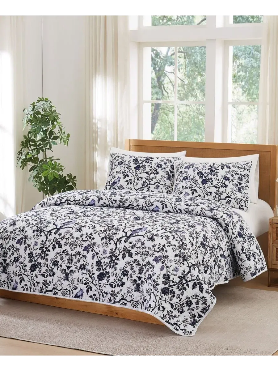 Комплект стеганого покрывала Ava Floral с наволочками, 3 предмета, King Brooklyn Loom — изображение 2 из 5, белый синий