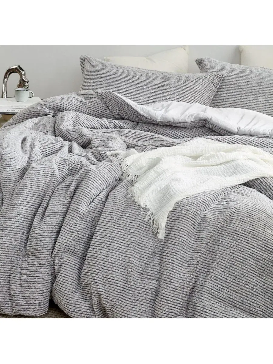 Комплект стеганого одеяла-oversize Shortcake Coma Inducer — изображение 2 из 4, серый