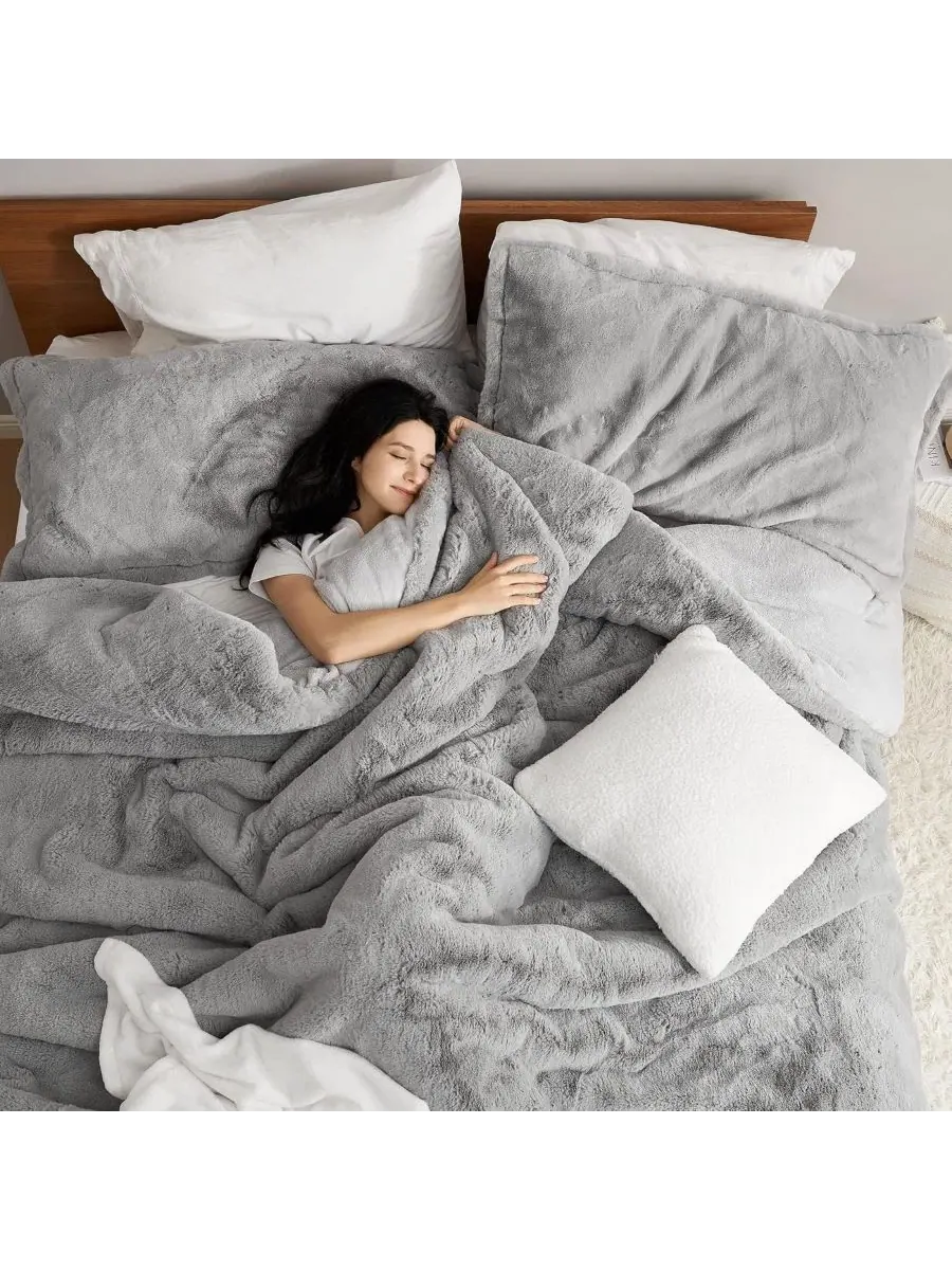 Комплект стеганого одеяла с плюшевым ворсом Chunky Bunny Coma Inducer — изображение 6 из 8, серый