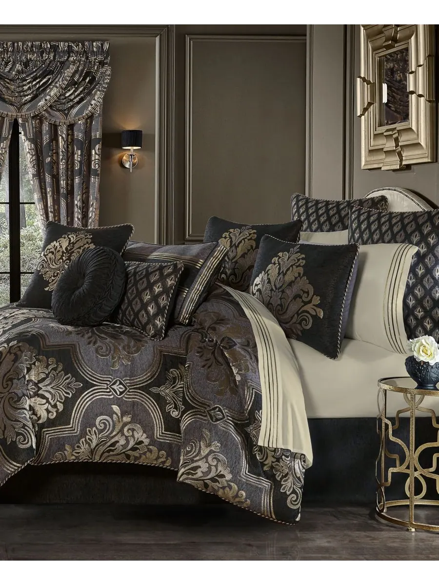 Комплект постельного белья savoy из 4 предметов, размер queen. J Queen New York — изображение 1 из 2, серебристый