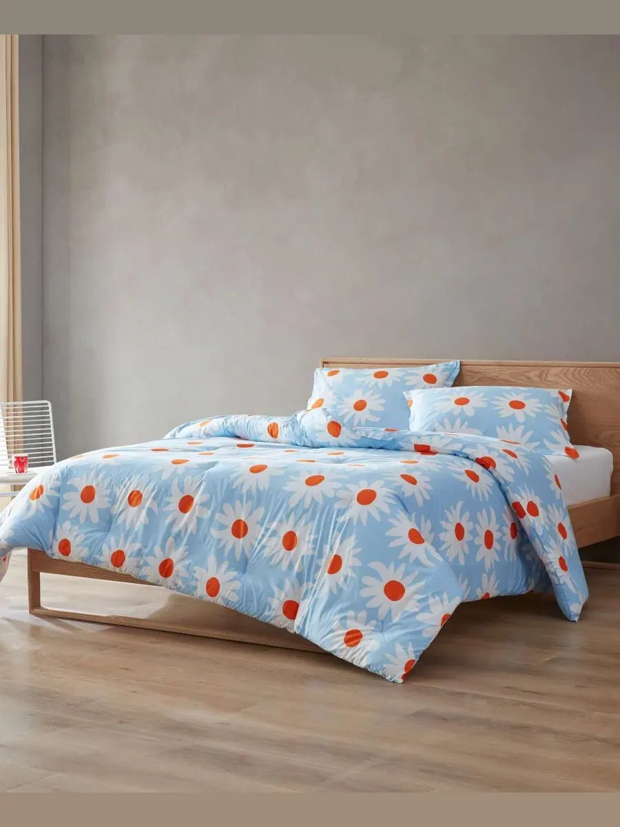 Комплект пододеяльника с простыней Marimekko Rakastaa Ei Rakasta — изображение 2 из 7, светлый синий
