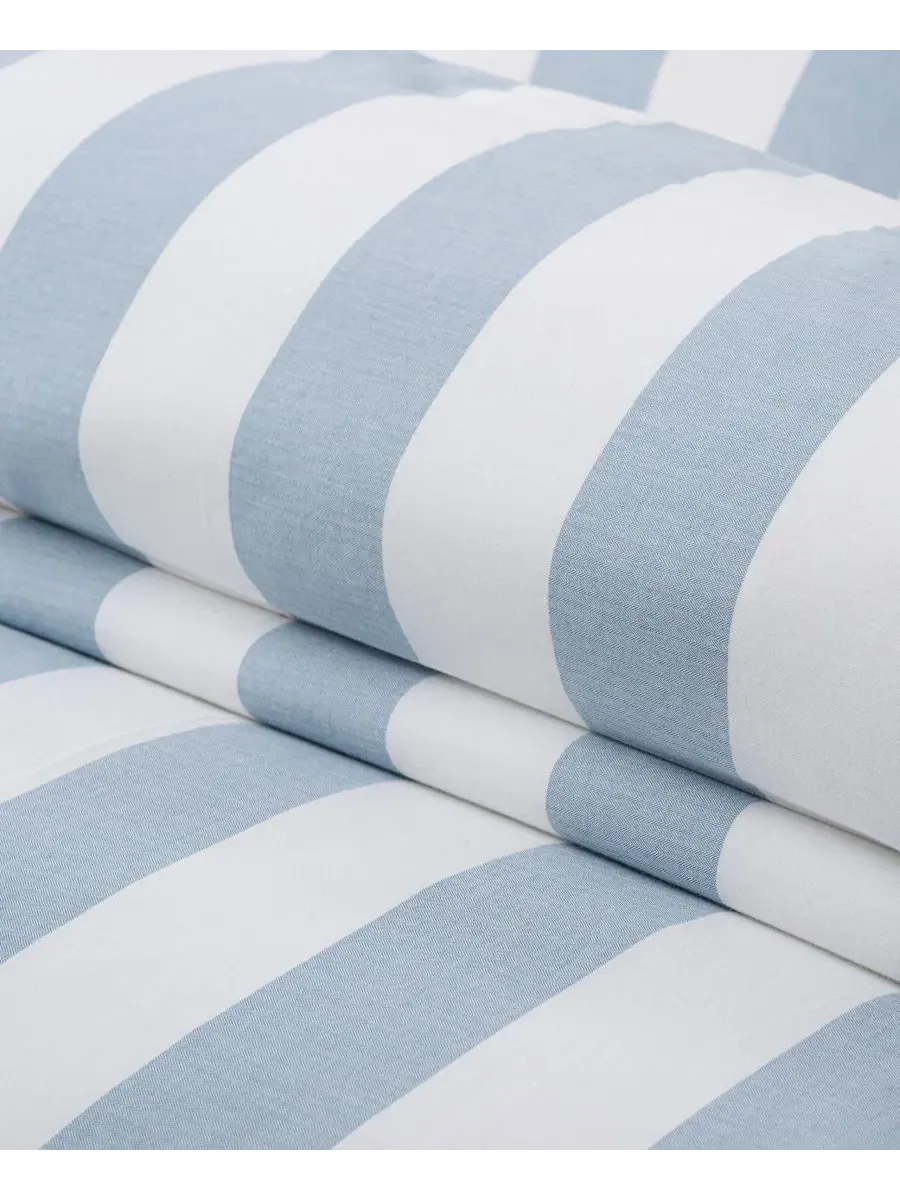 Комплект стеганого одеяла с подушками Cabana Woven Stripe Reversible Levtex Home — изображение 4 из 5, синий