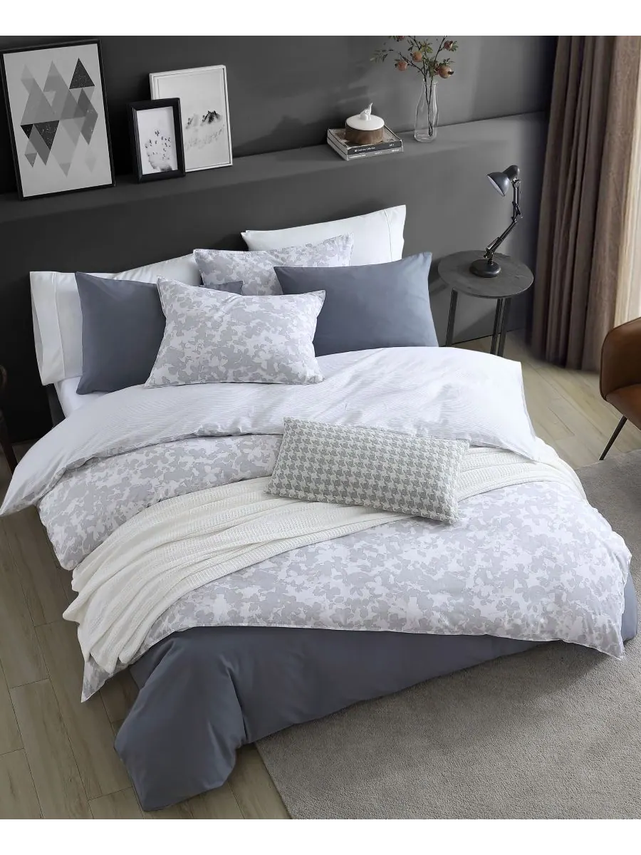 Комплект постельного белья Merrion из 2 предметов, размер Twin Kenneth Cole New York — изображение 2 из 7, светлый серый