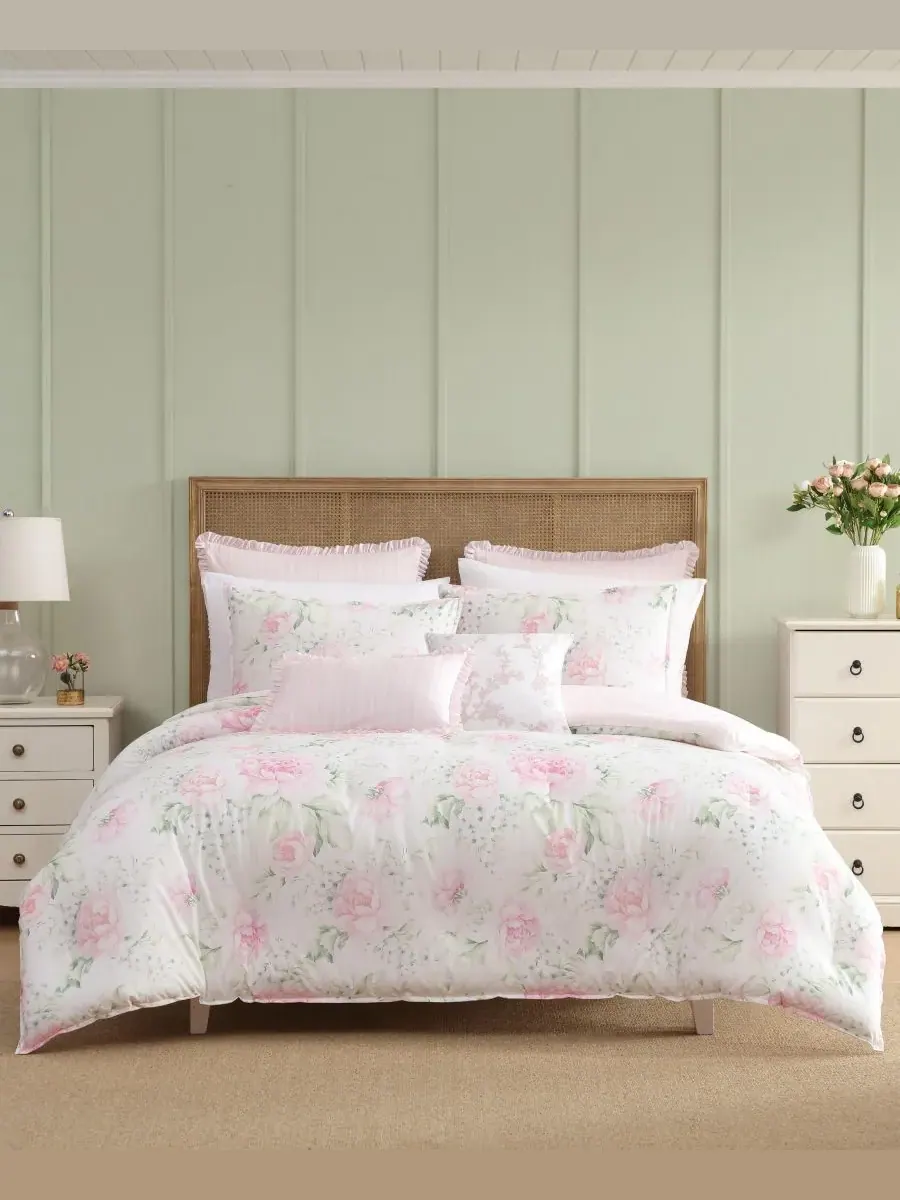 Двусторонний комплект постельного белья Serenity Roses, 7 предметов, размер King Laura Ashley — изображение 1 из 8, розовый