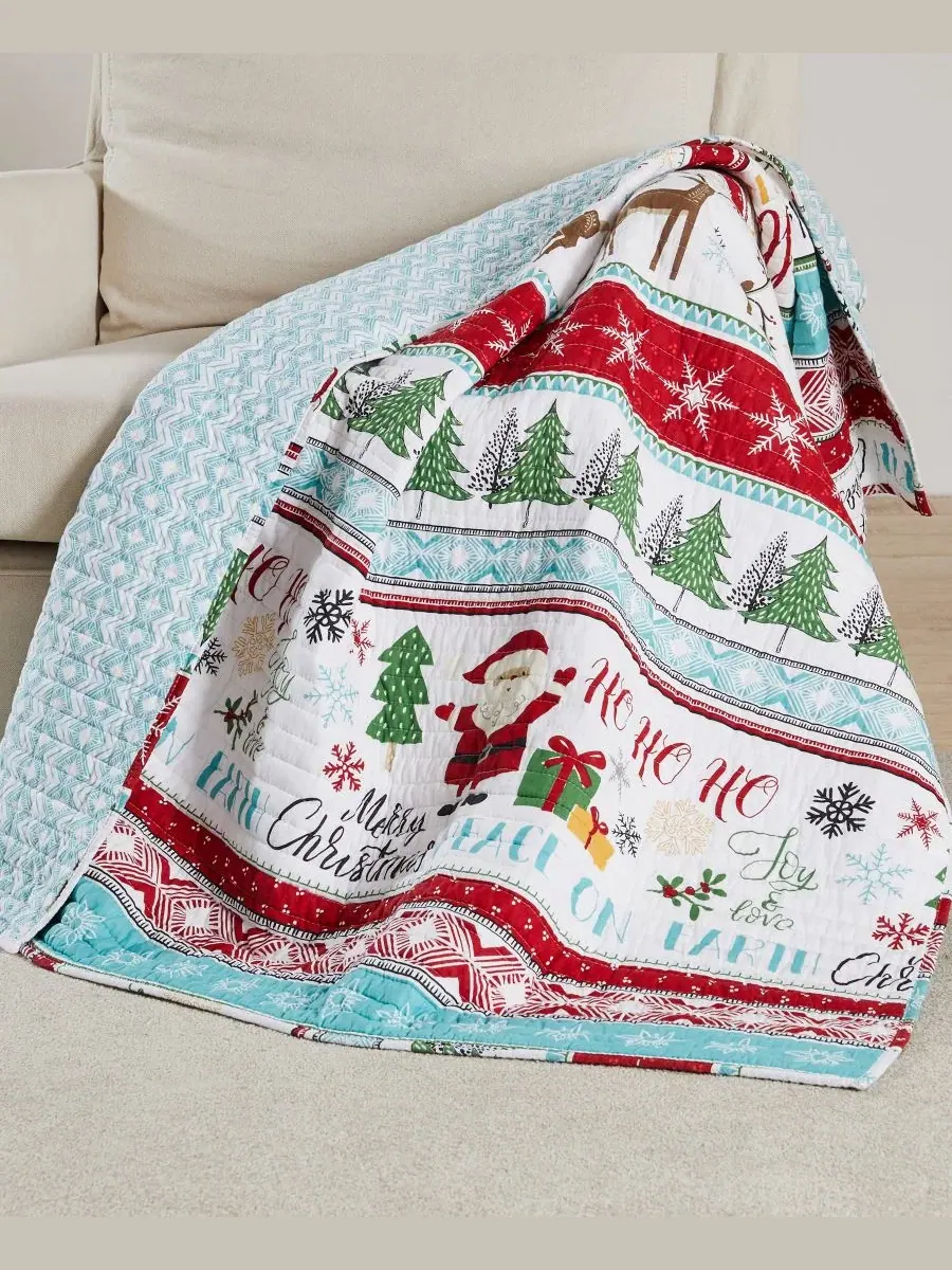Плед стеганый Merry Bright Ho Ho Holidays, 127 x 152 см Levtex Home — изображение 2 из 6, мульти