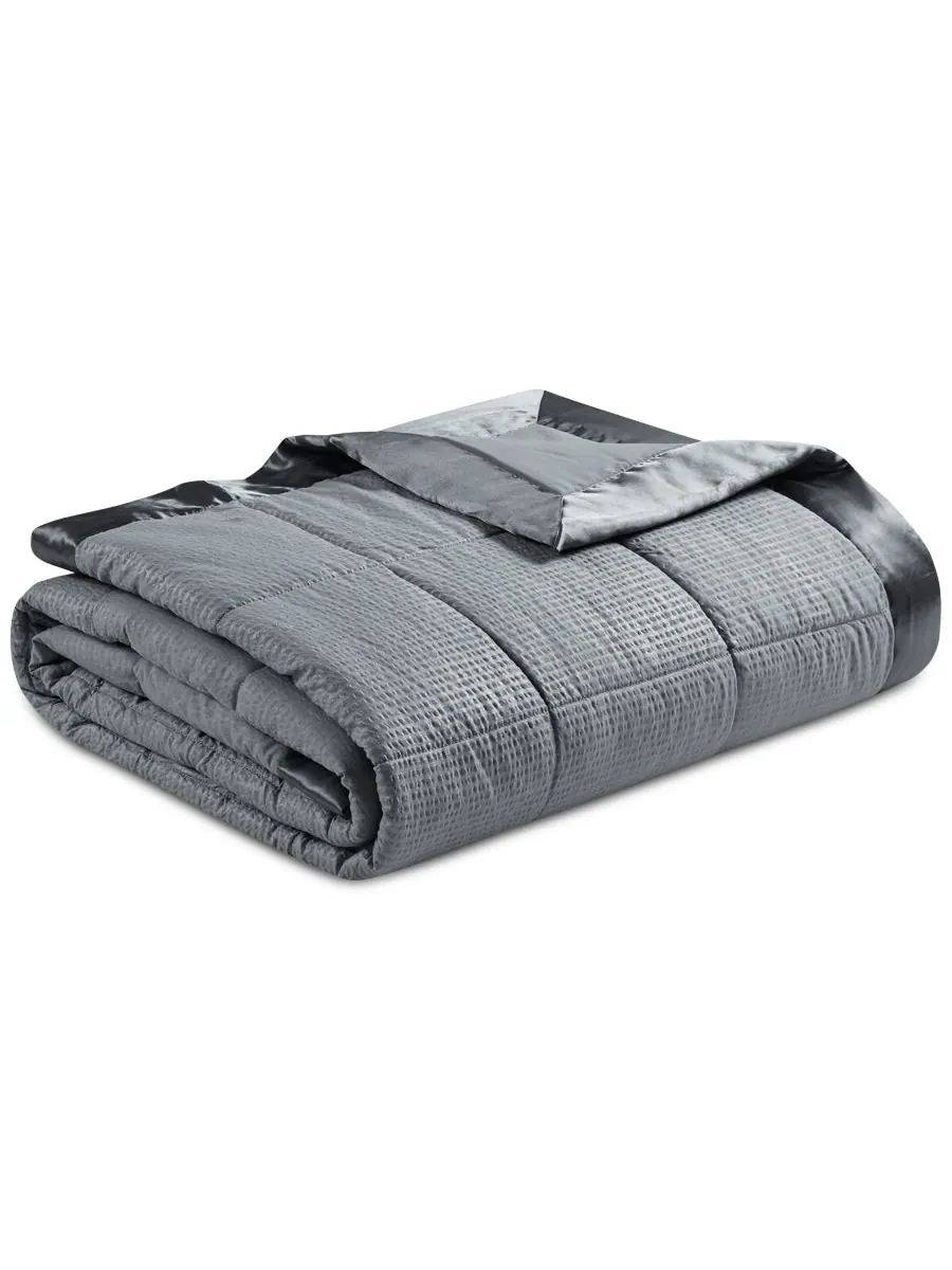 Одеяло Cambria Oversized с наполнителем из искусственного пуха и атласной отделкой, размер King — изображение 4 из 5