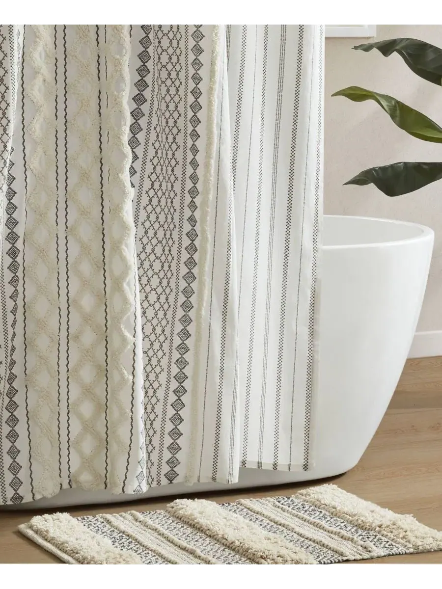 Штора для ванной из хлопка с принтом, 183 x 213 см, с отделкой из шенилла, Imani Stripe Chenille — изображение 4 из 10, белый