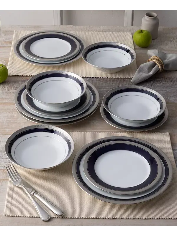 Набор из 4 салатных тарелок Crestwood Cobalt Platinum, на 4 персоны Noritake — изображение 2 из 4, синий