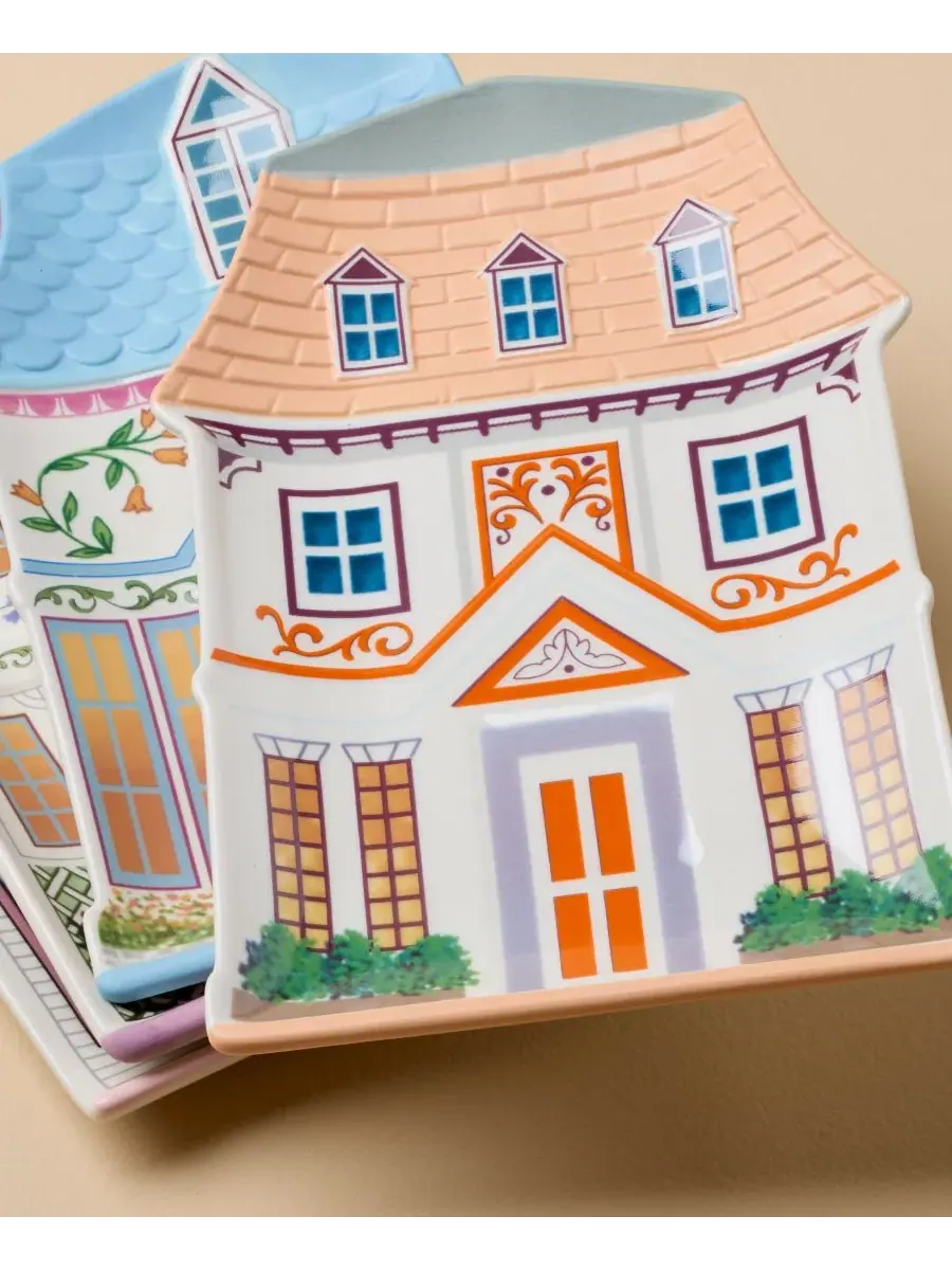 Декоративные тарелки с изображением дома из серии Village 2nd Edition, набор из 4 штук Lenox — изображение 3 из 7, мульти