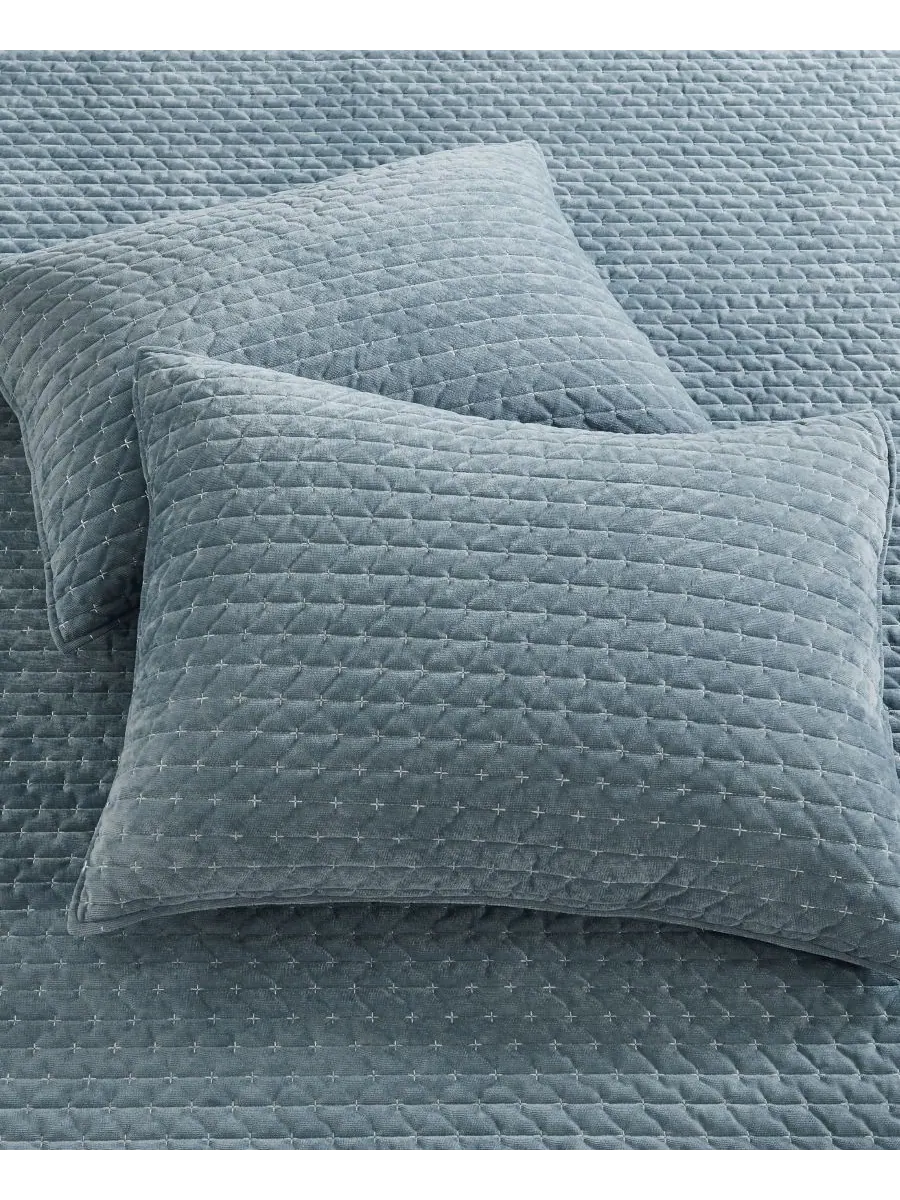 Двустороннее одеяло Velvet Stitch, 3 предмета, размер Full/Queen Levtex — изображение 4 из 5, шамбре