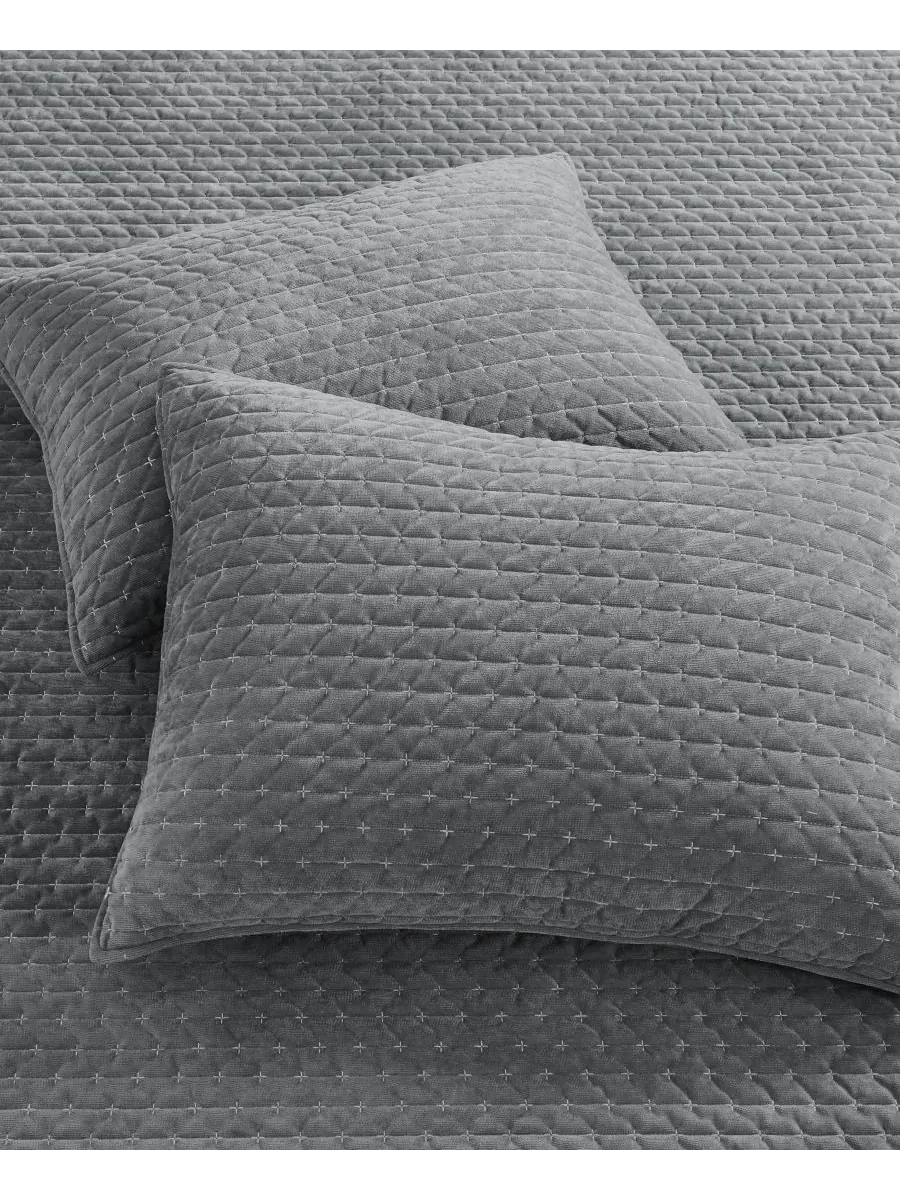 Двустороннее одеяло Velvet Stitch, 3 предмета, размер Full/Queen Levtex — изображение 4 из 5, серый