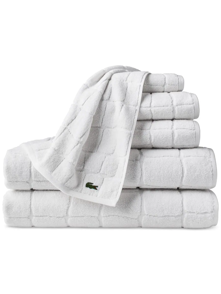 Хлопковое полотенце для рук heritage croc scale, 40 см x 76 см. Lacoste Home — изображение 5 из 8, белый