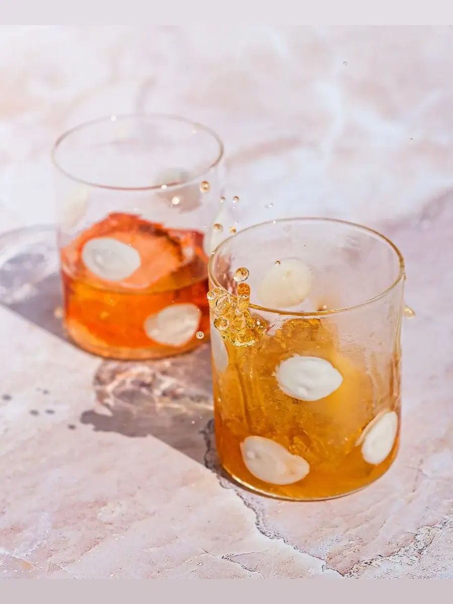 Набор из 2 бокалов для виски Drop Old Fashioned Vietri — изображение 2 из 6, белый