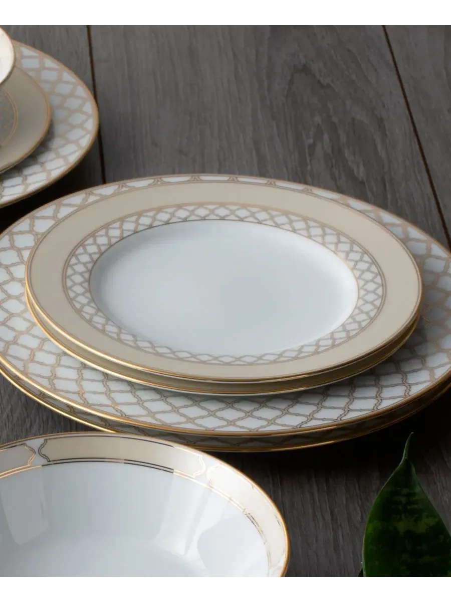 Набор из 4 салатниц Eternal Palace Gold, диаметр 21 см Noritake — изображение 6 из 14, белый золотистый