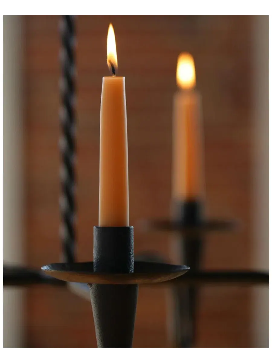 Набор свечей-таперов Taper 9" Set, 12 предметов ROOT CANDLES — изображение 2 из 2, красный