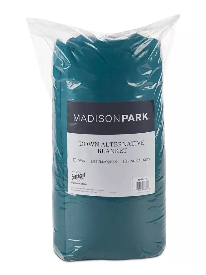 Альтернативное легкое пуховое одеяло Windom с атласной отделкой Madison Park — изображение 5 из 6, бирюзовый