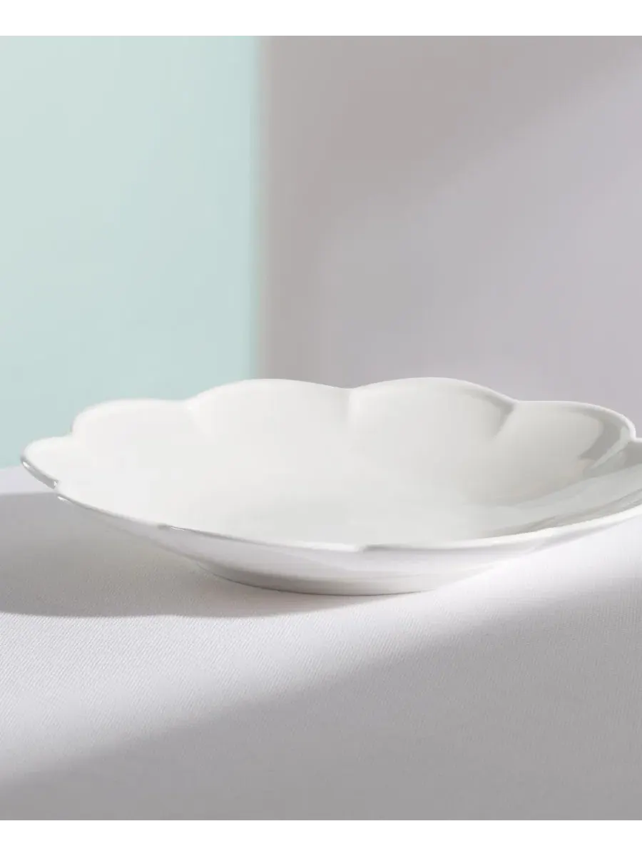 Набор из 6 обеденных тарелок Bone China Scallop Lenox — изображение 4 из 4, белый