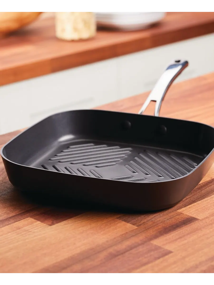 Сковорода-гриль Cook + Create с твердым анодированным антипригарным покрытием, 11 дюймов Rachael Ray — изображение 4 из 7