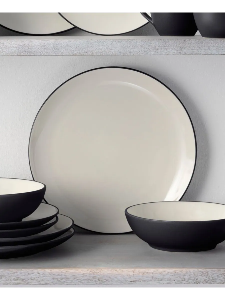 Набор из 4 обеденных тарелок Colorwave Coupe Noritake — изображение 3 из 10, серый