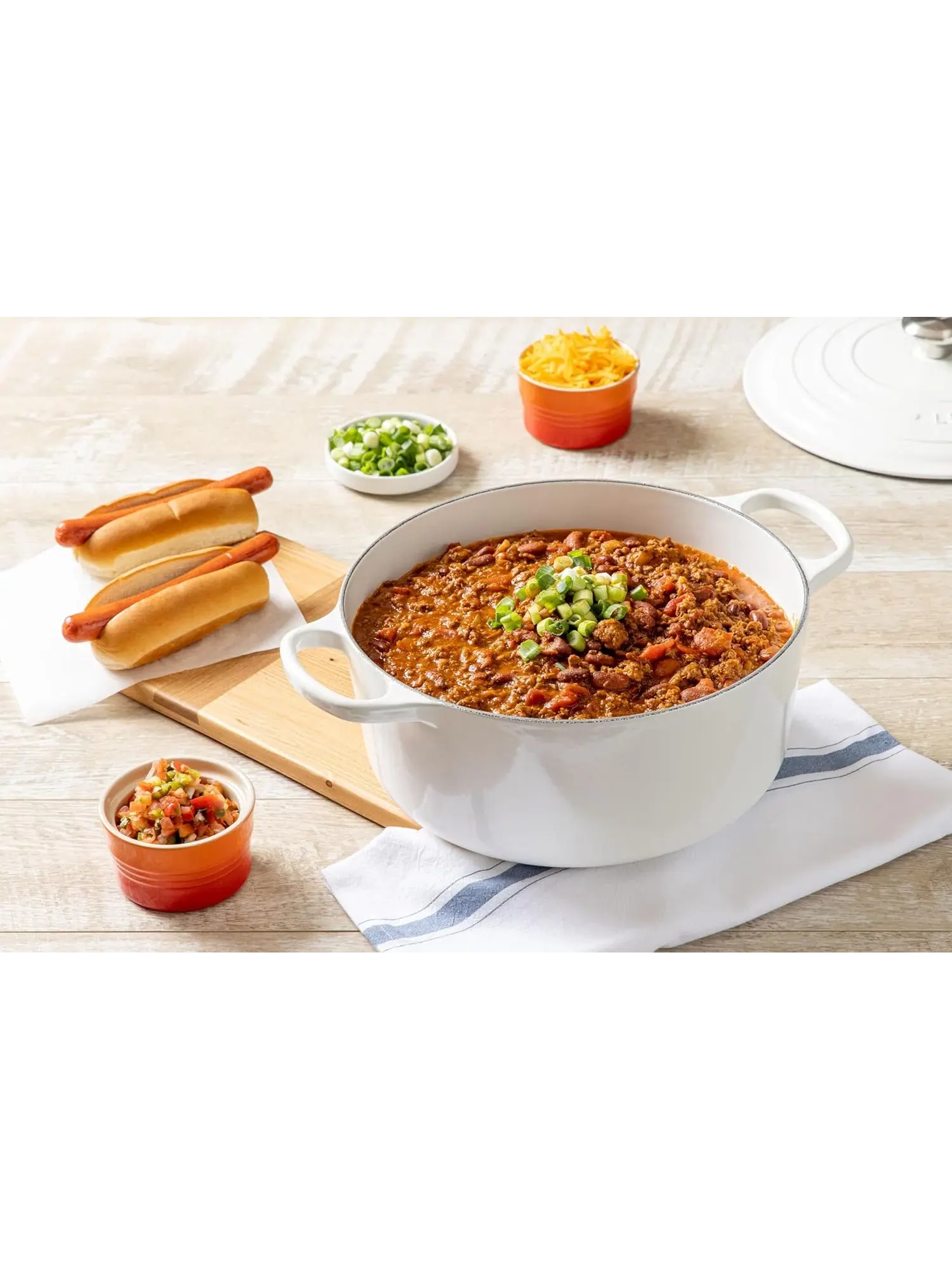 Набор чугунной эмалированной посуды Le Creuset Signature, 9 предметов — изображение 15 из 19, белый