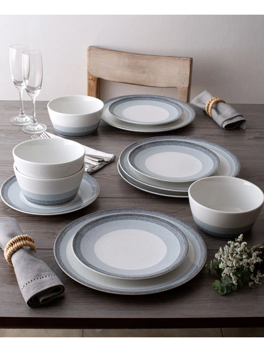 Набор из 4 обеденных тарелок Colorscapes Layers Coupe, диаметр 11 дюймов Noritake — изображение 4 из 10, пепельный