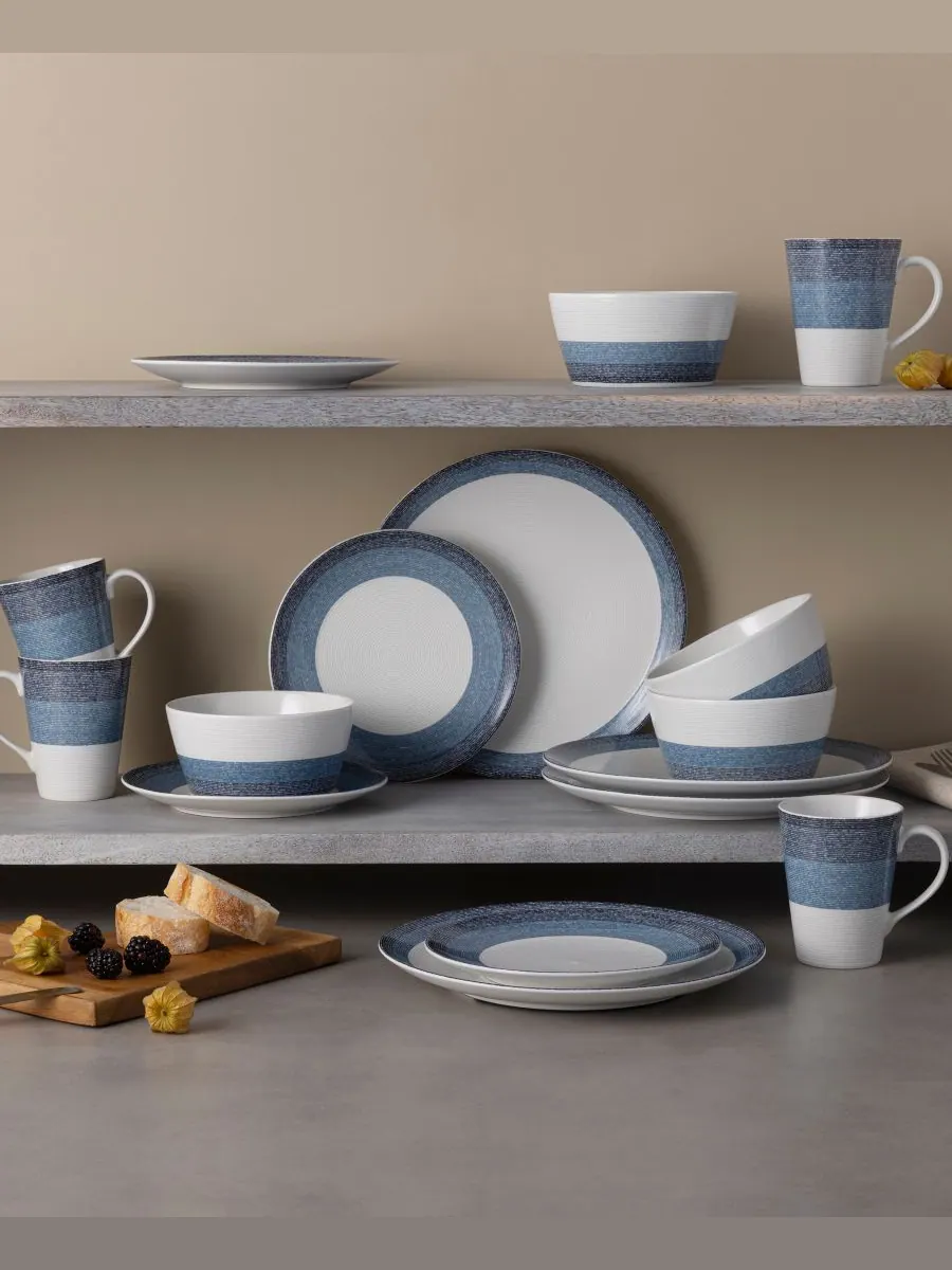 Набор из 4 салатных тарелок Colorscapes Layers Coupe, диаметр 8,25 дюйма Noritake — изображение 9 из 10, темно-синий