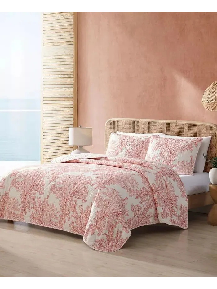 Наборы двусторонних одеял Coral Garden Tommy Bahama Home — изображение 9 из 13, розовый