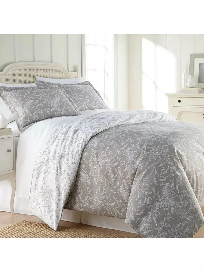 Двустороннее пуховое одеяло и накидка Winter Brush с цветочным принтом Southshore Fine Linens — изображение 1 из 1, серый