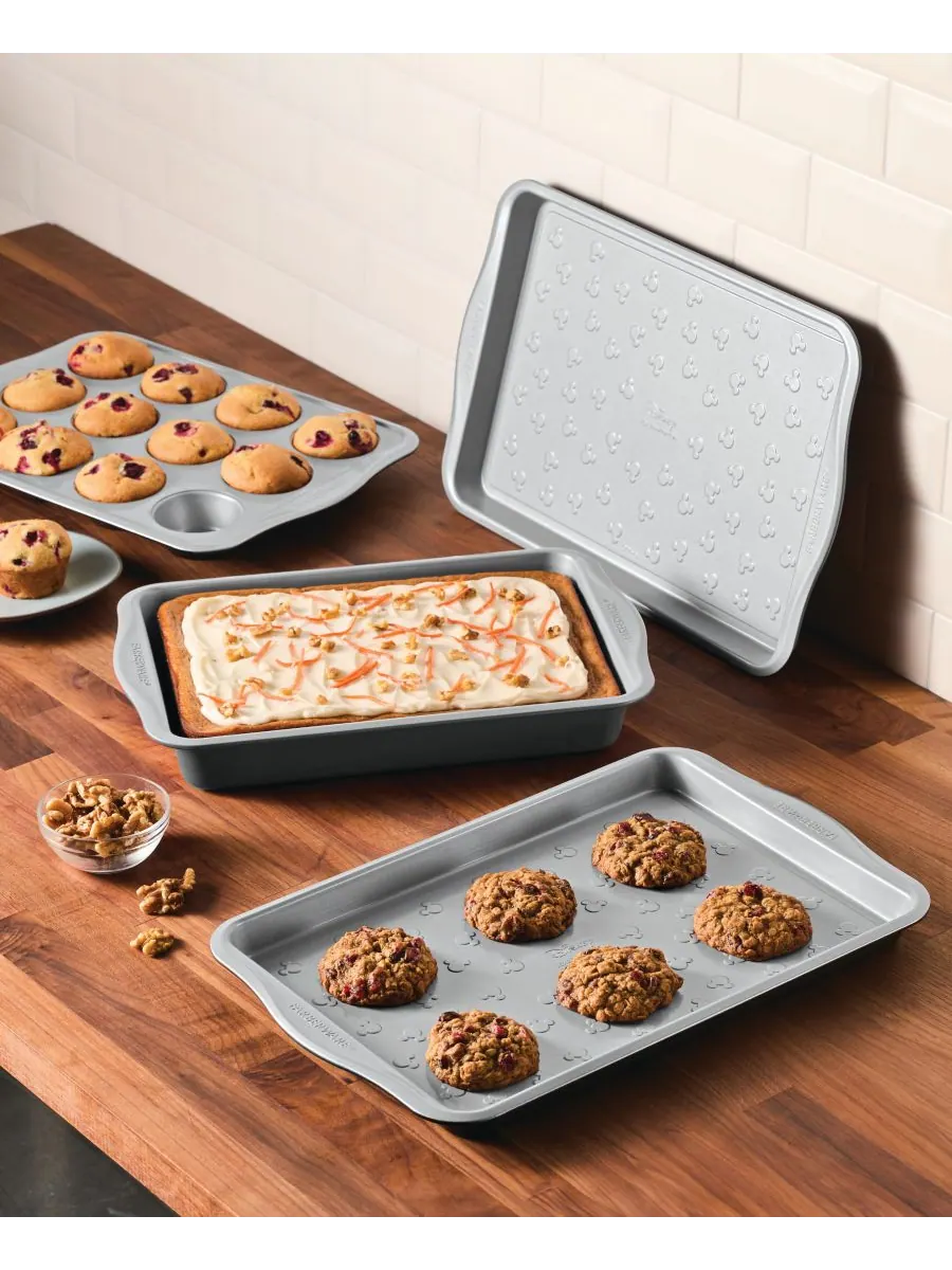 Набор посуды для выпечки Disney Bake with Mickey Mouse из 4 предметов Farberware — изображение 2 из 10, черный